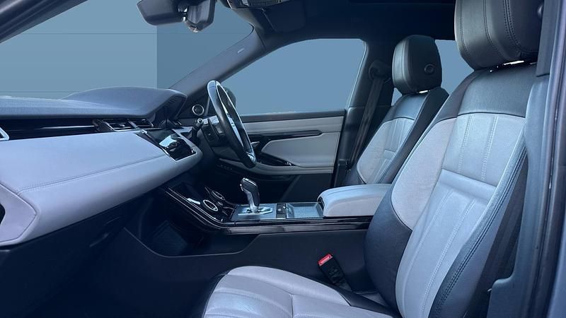 Used Land Rover Range Rover evoque First Edition 182 HP (133 kW) 2019 Grey SUV