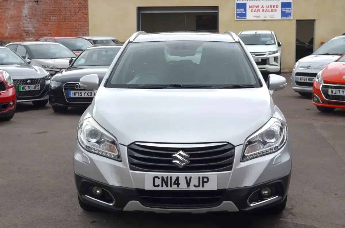 Gebraucht Suzuki SX4 S-Cross SZ5 120 PS (88 kW) 2014 Silber Kleinwagen