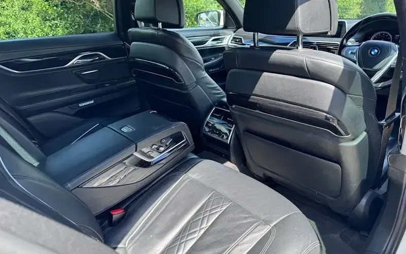 Used BMW 730 M Sport 265 HP (194 kW) 2016 White Sedan