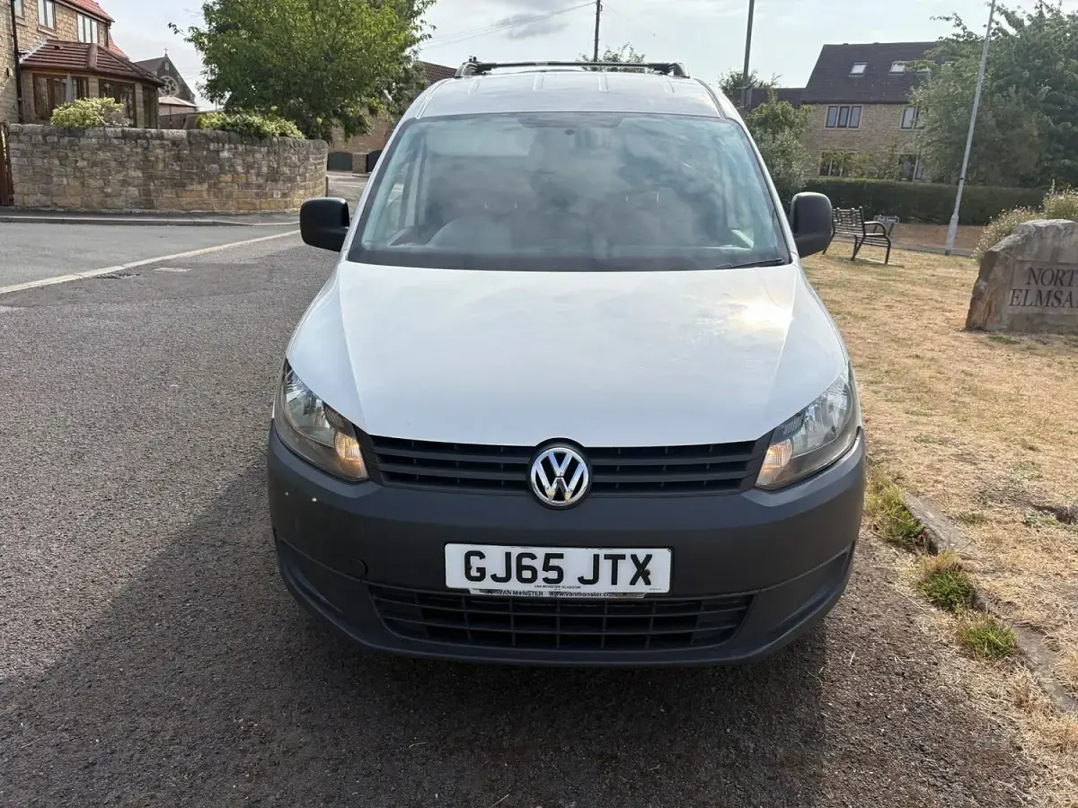 Used VW Caddy Startline 102 HP (75 kW) 2016 White MPV