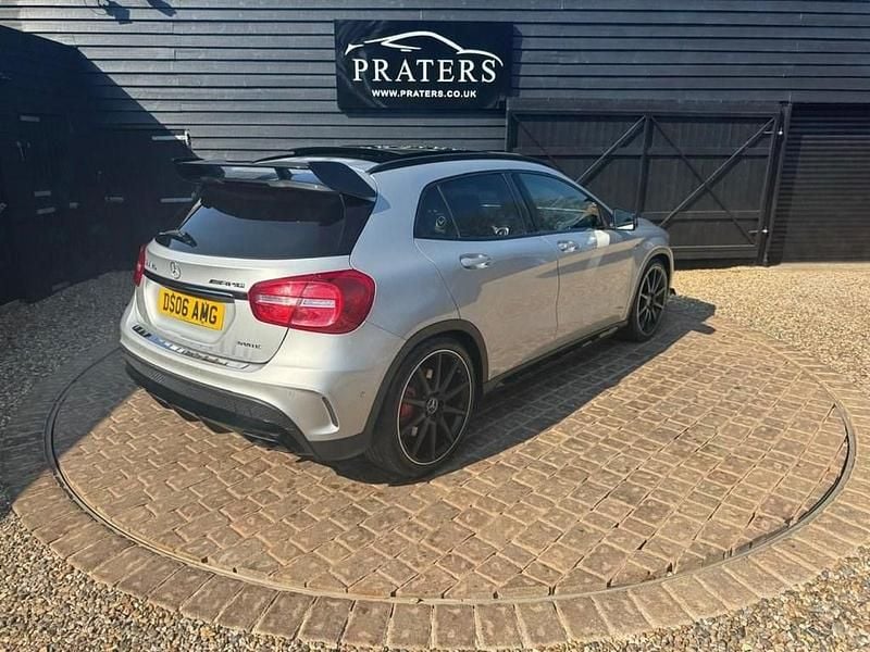 Used Mercedes GLA45 AMG AMG 360 HP (264 kW) 2015 Silver SUV