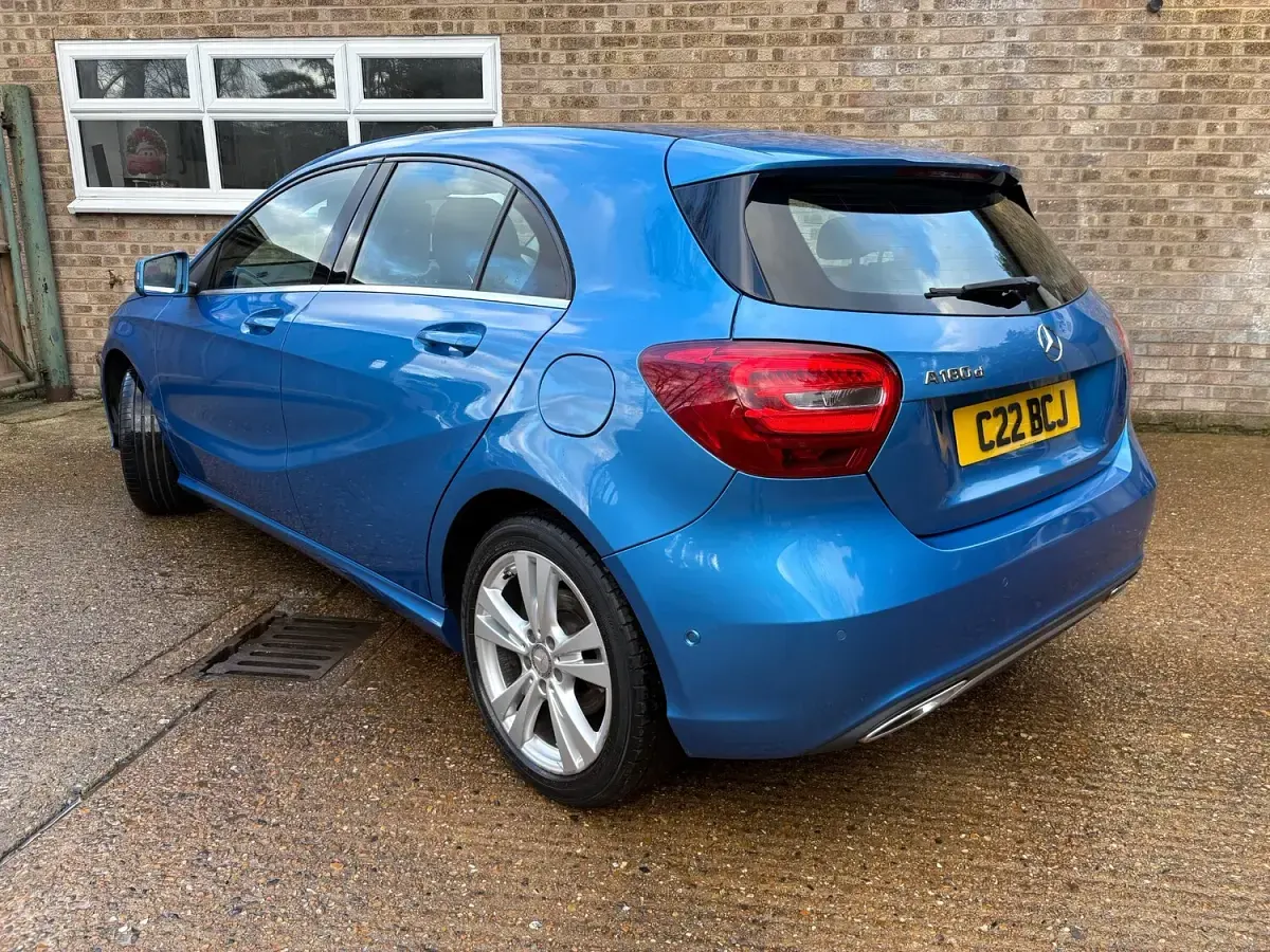 Used Mercedes A180 Executive 2016 Blue Hatchback