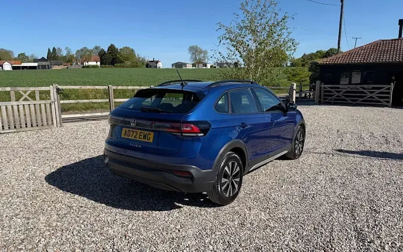 Second-hand VW Taigo Life 110 CP (80 kW) 2023 Albastru SUV