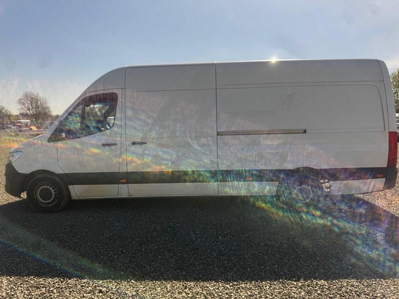 Begagnad Mercedes Sprinter 2019 Vit Van