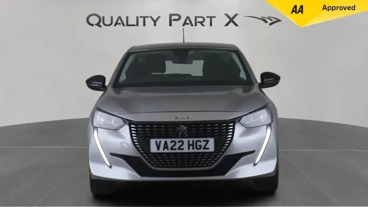 Second-hand Peugeot 208 Active Premium 75 CP (55 kW) 2022 Gri Hatchback