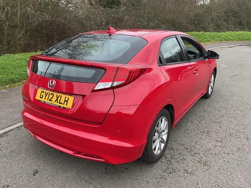 Used Honda Civic SE 2012 Red Hatchback