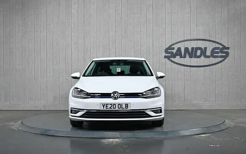 Second-hand VW Golf VIII Edition 131 CP (96 kW) 2020 Hatchback