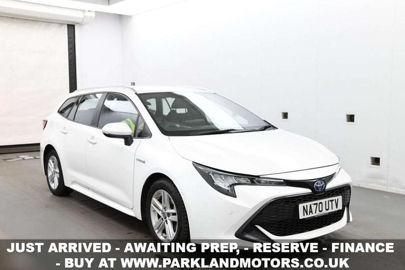 White Used 2020 Toyota Corolla Estate | £12,795 (Fair price) - Image 1/3