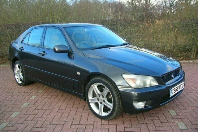 Used 2000 Lexus IS200 Sedan | £1,795 - Image 1/4