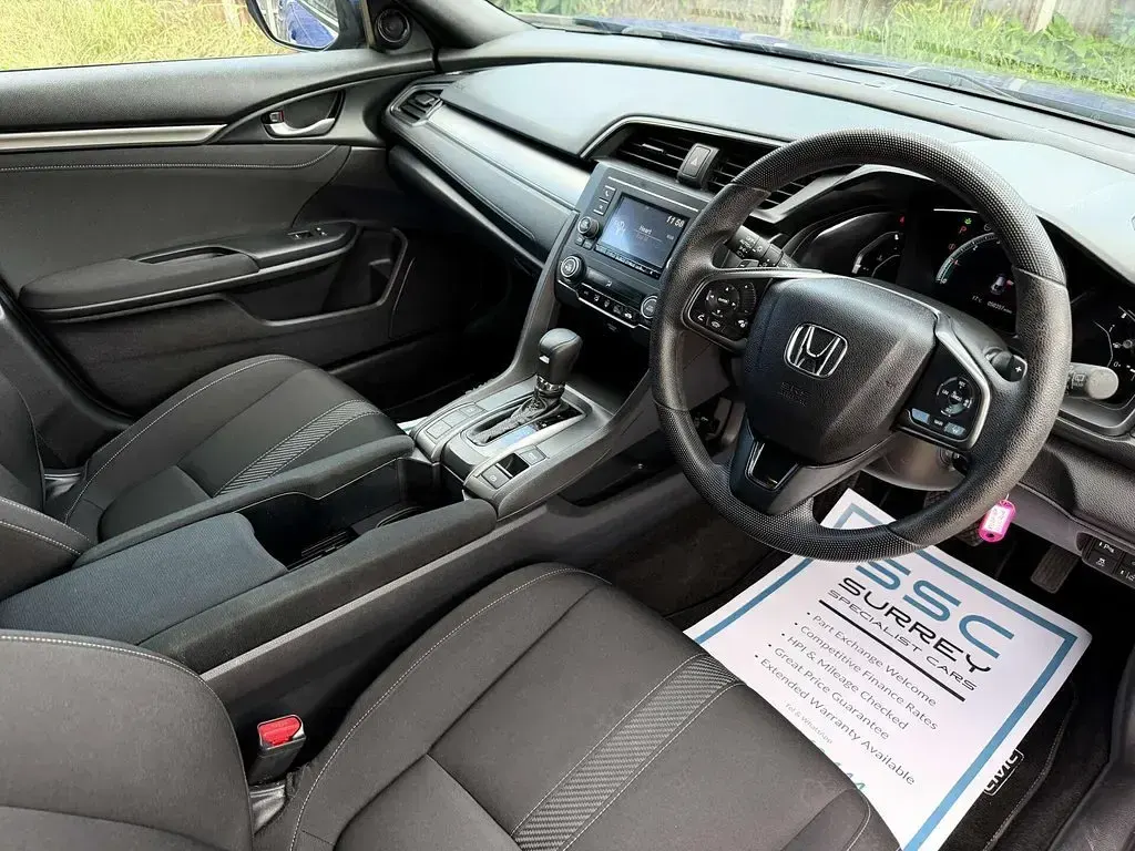 Used Honda Civic SE 2020 Blue Hatchback