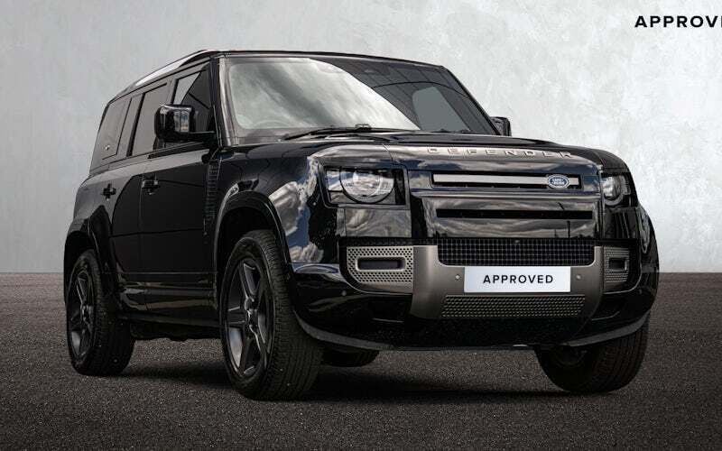 Used 2025 Land Rover Defender SE Dynamic SUV | £59,999 (Fair price) - Image 1/4