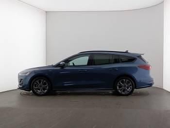 Used Ford Focus ST-Line 125 HP (91 kW) 2023 Blue Estate
