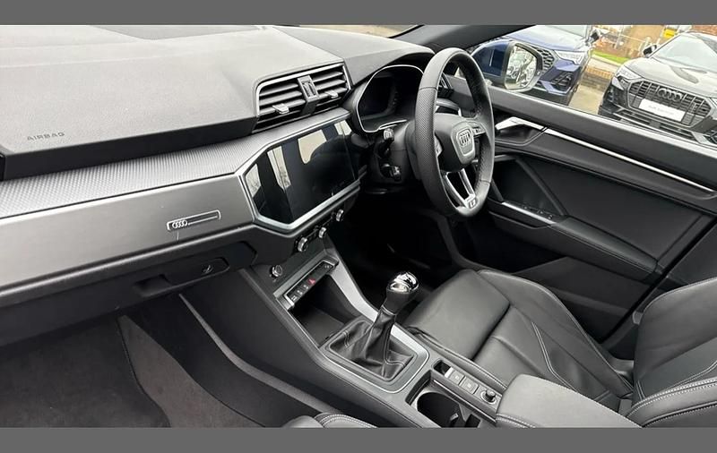 Used Audi Q3 S-Line 150 HP (110 kW) 2025 Blue SUV