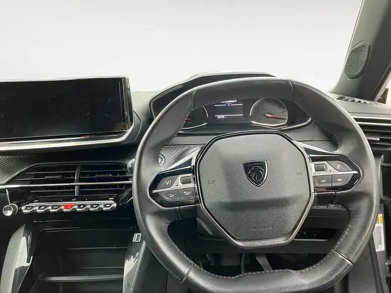 Used Peugeot 2008 Active 100 HP (73 kW) 2024 Grey SUV