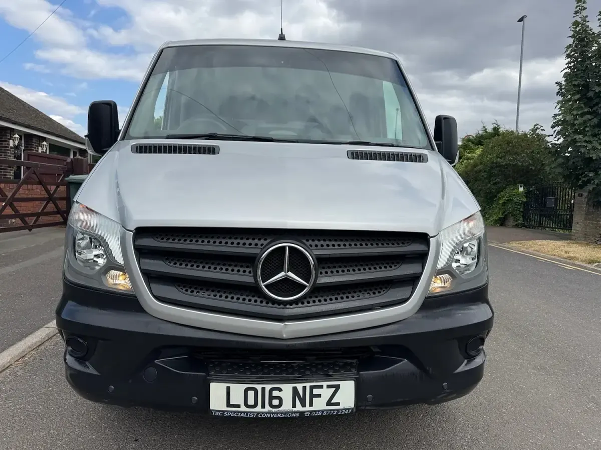 Used Mercedes Sprinter 95 HP (69 kW) 2016 Silver Van