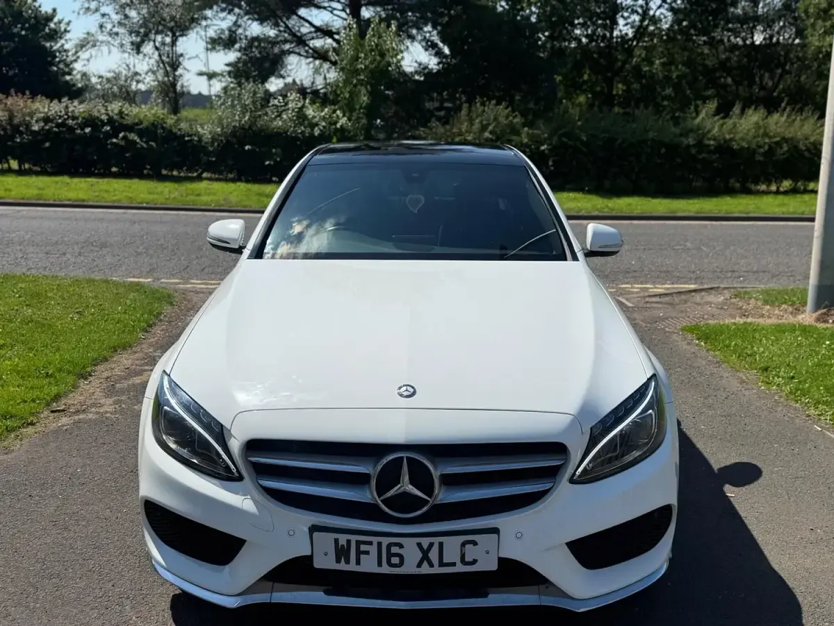 Used Mercedes C200 AMG line 136 HP (100 kW) 2016 White Sedan