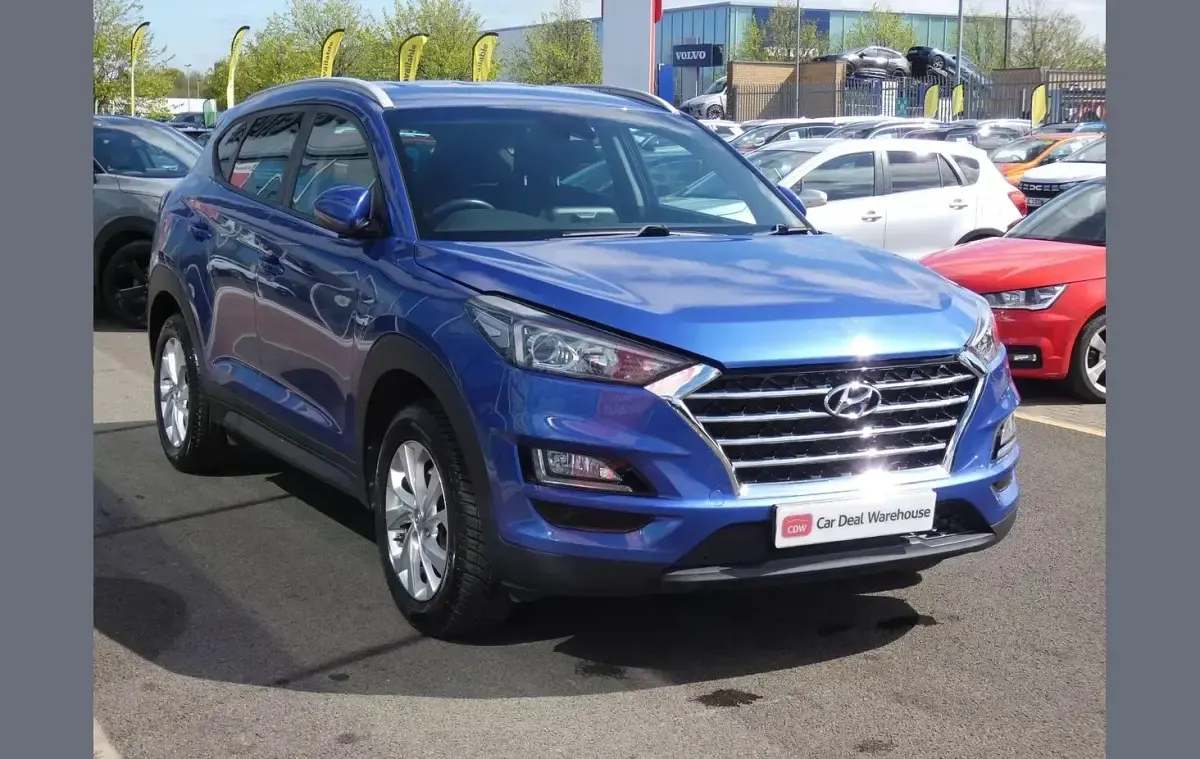 Used Hyundai Tucson SE 129 HP (94 kW) 2018 Blue SUV
