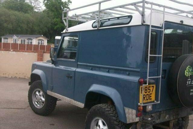 Used Land Rover Defender 90 HP (66 kW) 1997 SUV