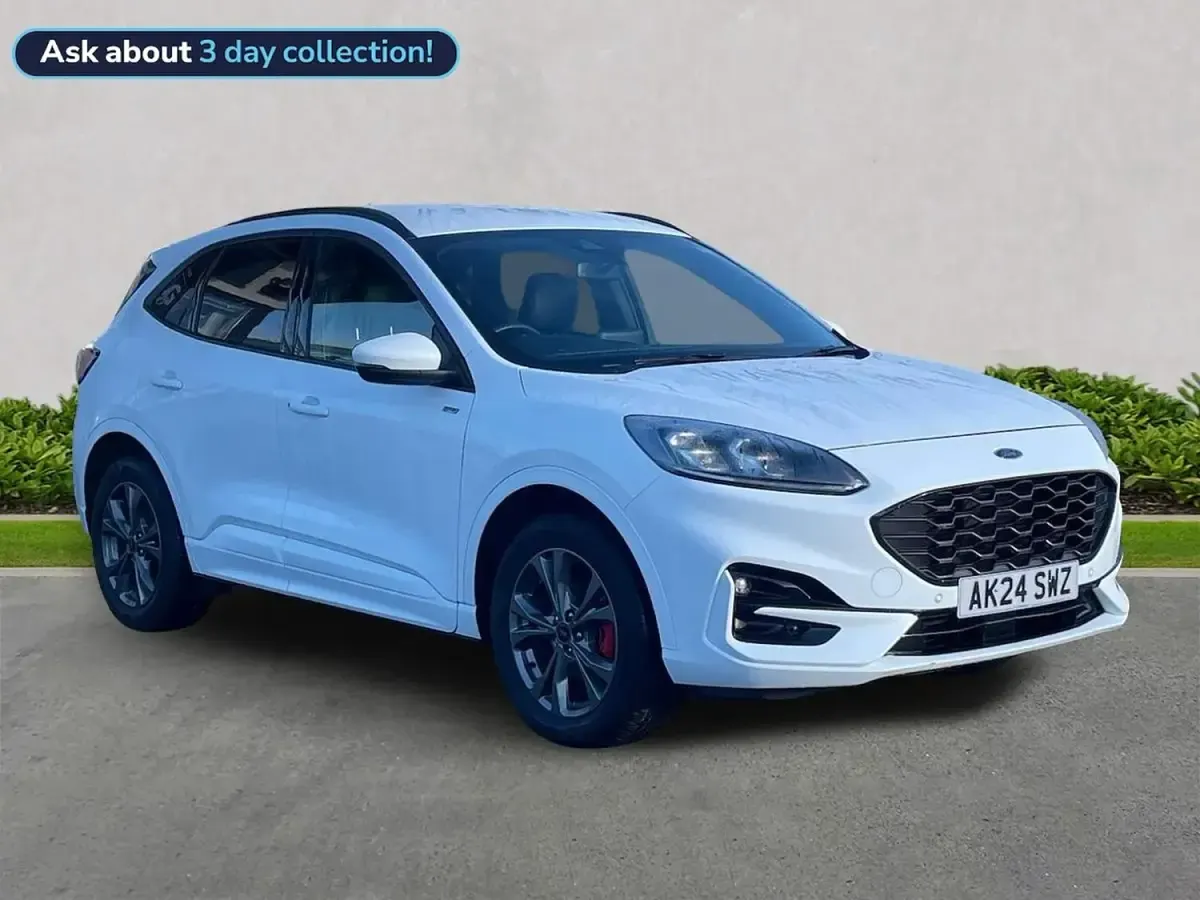 Begagnad Ford Kuga ST-Line 2024 Vit SUV