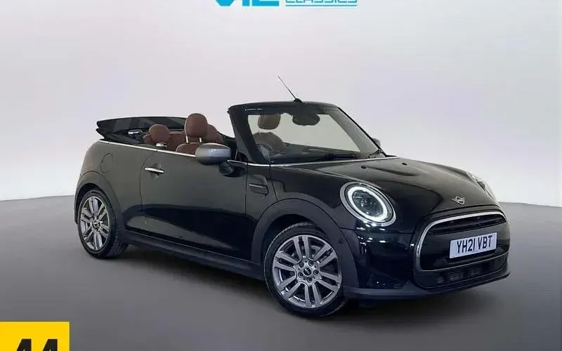 Used Mini Cooper Cabriolet Exclusive 136 HP (100 kW) 2021 Cabriolet