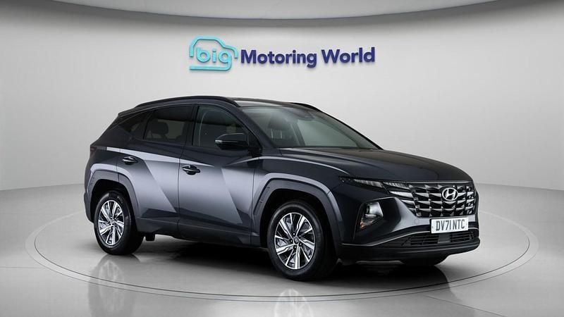 Grey Used 2022 Hyundai Tucson SE SUV | £15,100 (Fair price) - Image 1/4