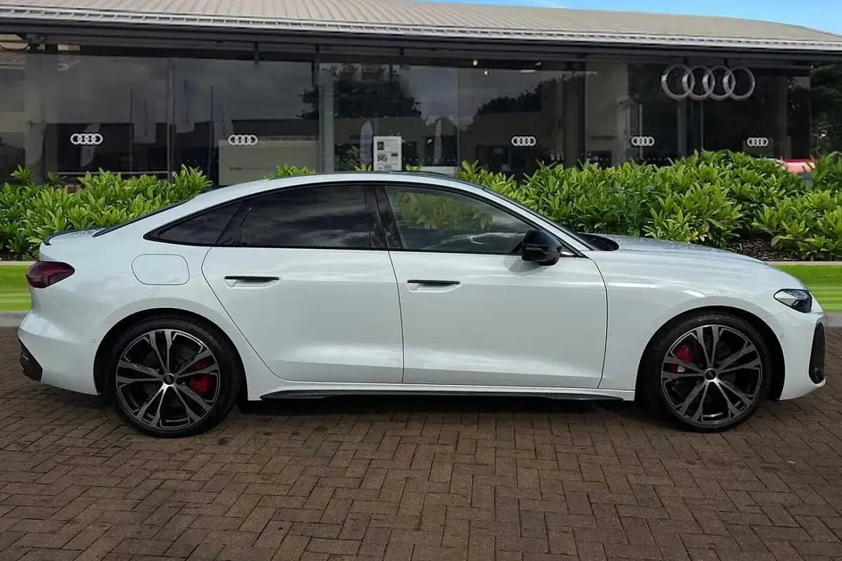 Used Audi S5 Comfort 367 HP (269 kW) 2026 White Estate