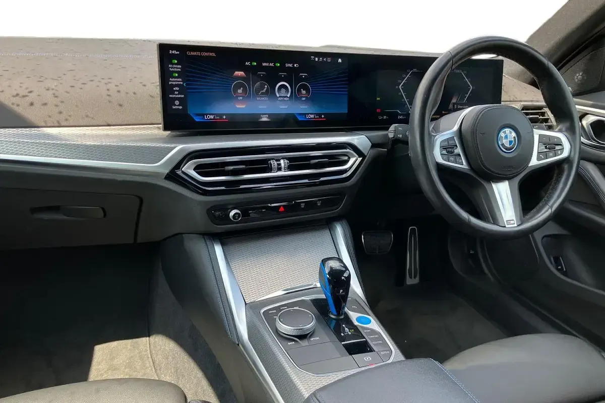 Used BMW i4 M Sport 250 kW (340 HP) 2023 Green Sedan
