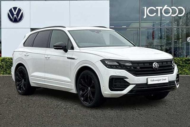 White Used 2022 VW Touareg Black Edition SUV | £38,891 (Fair price) - Image 1/4