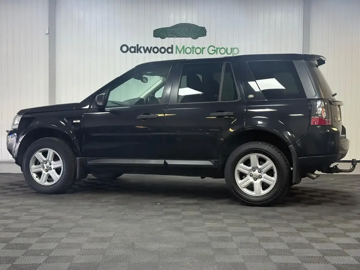 Used Land Rover Freelander 2 S 150 HP (110 kW) 2014 Black SUV