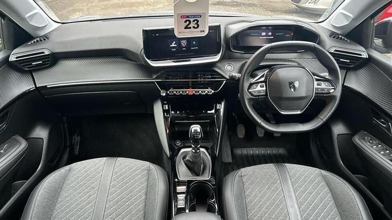 Used Peugeot 208 Allure 101 HP (74 kW) 2025 Grey Hatchback
