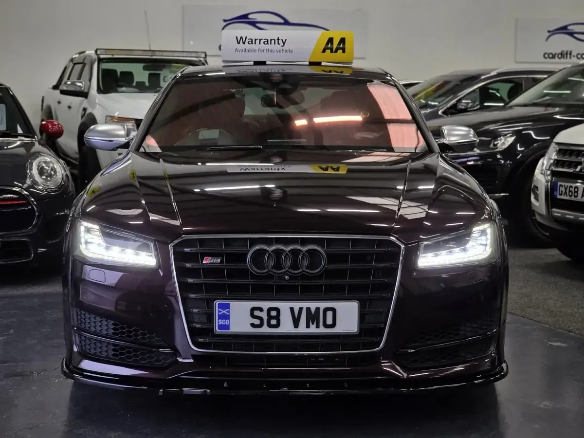 Used Audi S8 Advanced 520 HP (382 kW) 2016 Red Sedan