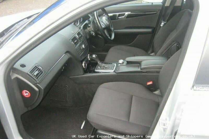 Used Mercedes C180 156 HP (114 kW) 2009 Sedan