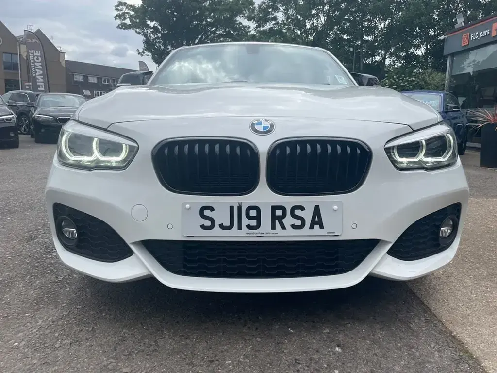 Usado BMW 116 M Sport 116 CV (85 kW) 2019 Blanco Utilitario