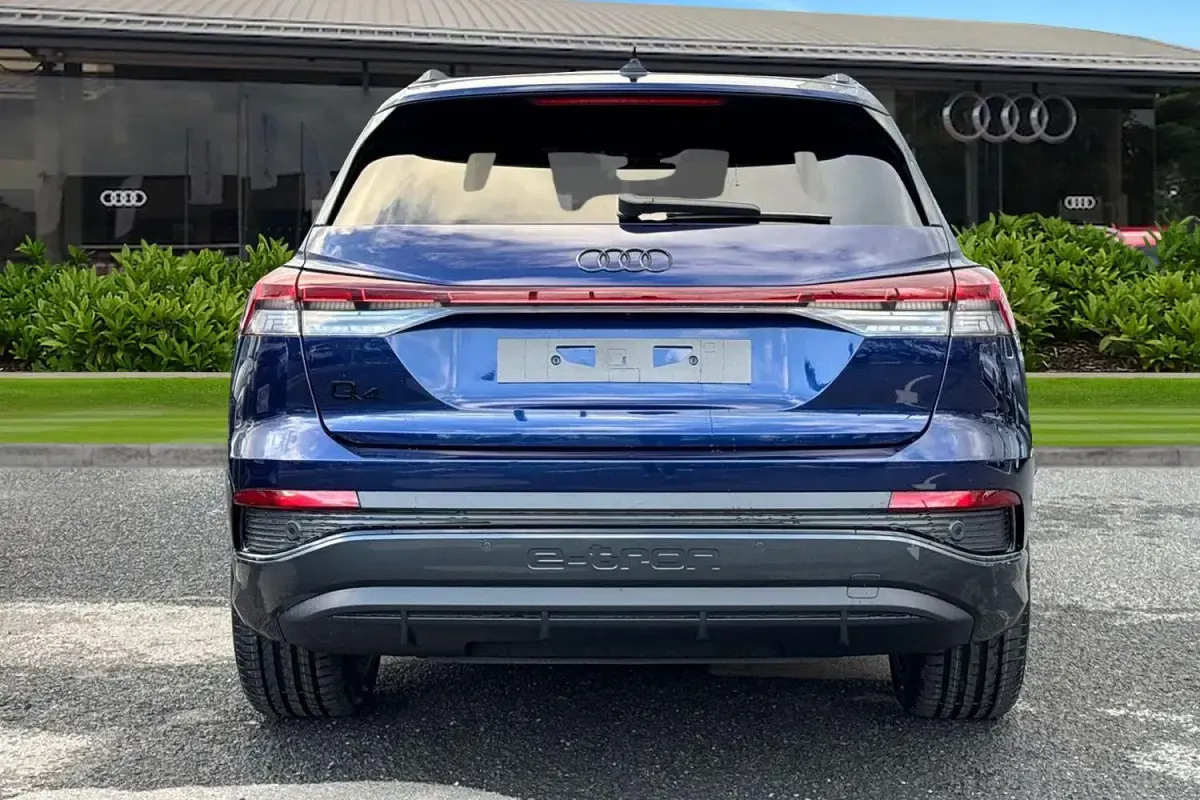 New Audi Q4 e-tron Black Edition 210 kW (286 HP) 2026 Blue SUV