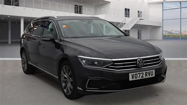 Used 2022 VW Passat Advance Estate | £23,040 - Image 1/4