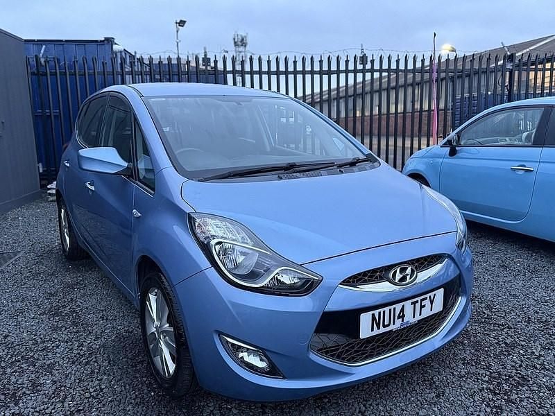 Used Hyundai ix20 Active 90 HP (66 kW) 2014 Blue Hatchback