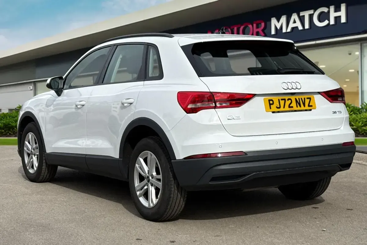 Used Audi Q3 Comfort 150 HP (110 kW) 2023 White SUV