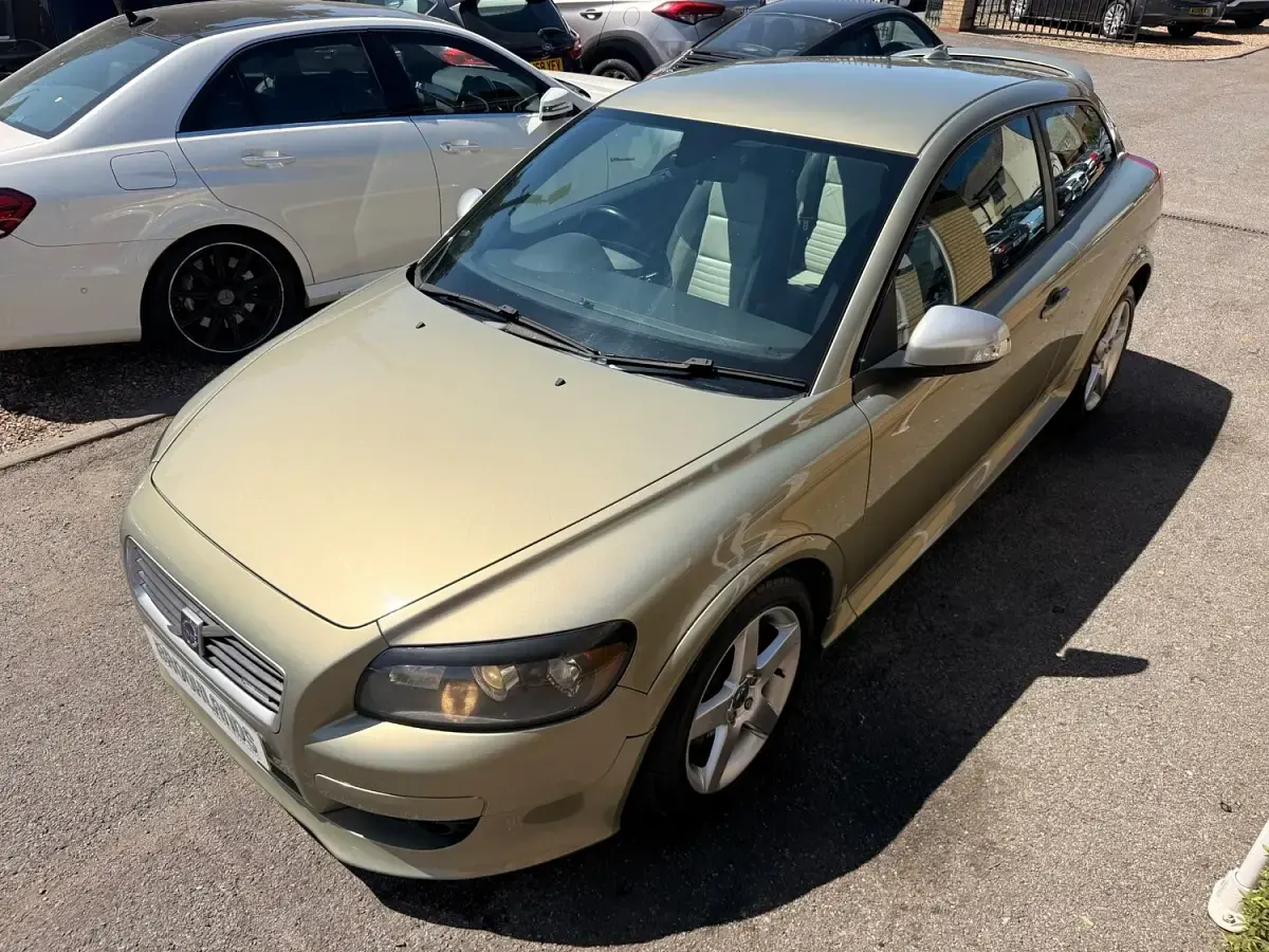 Used Volvo C30 R-Design 2009 Gecko green Hatchback