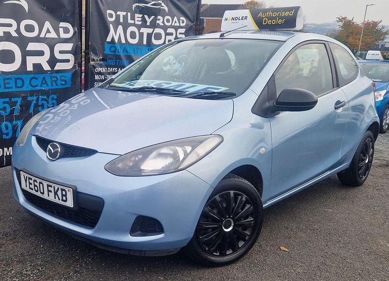 Blue Used 2010 Mazda 2 Hatchback | £1,995 (Good price) - Image 1/4