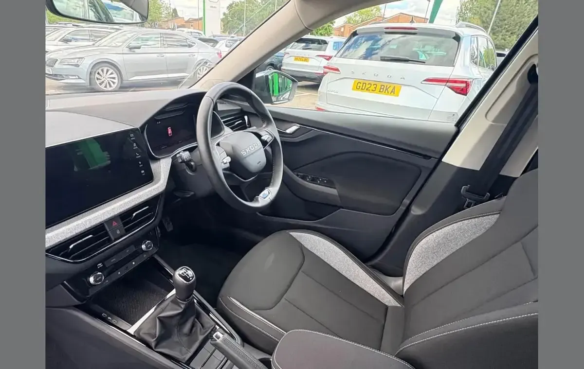 Used Skoda Kamiq SE 94 HP (69 kW) 2026 Grey SUV