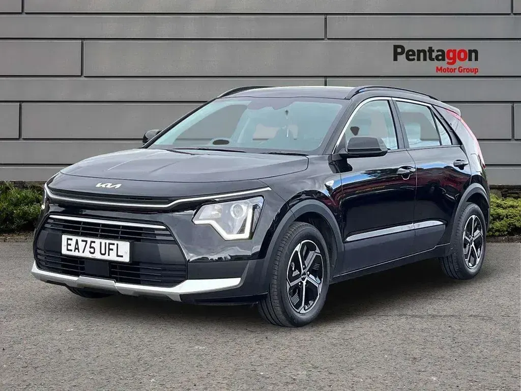 Used Kia Niro 127 HP (93 kW) 2025 Black SUV