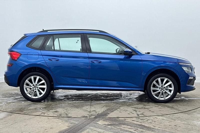 Used Skoda Kamiq SE 85 HP (62 kW) 2025 Race blue metallic SUV
