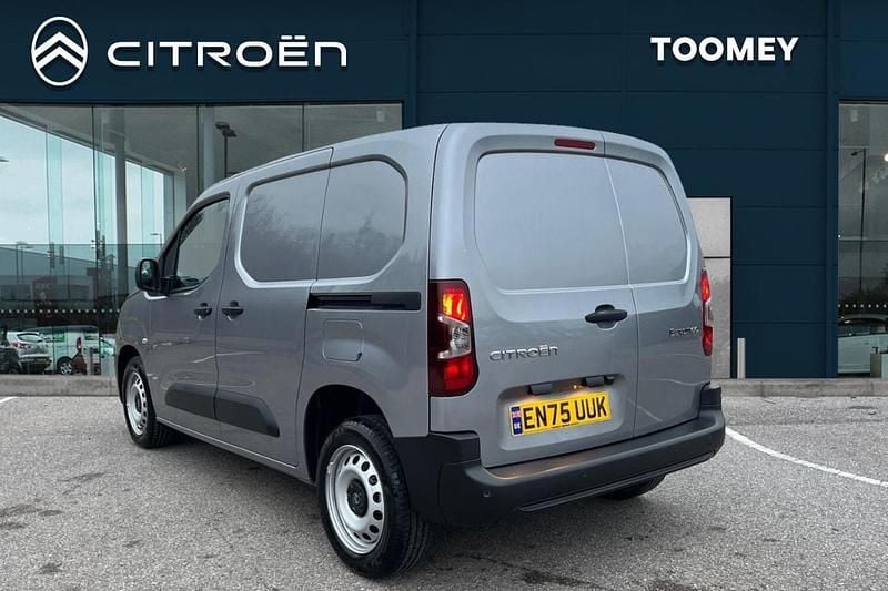 New Citroën Berlingo 101 HP (74 kW) 2026 Grey MPV