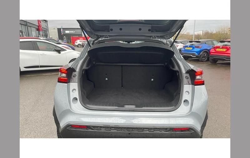 Used Nissan Juke N-Connecta 114 HP (83 kW) 2025 Grey SUV