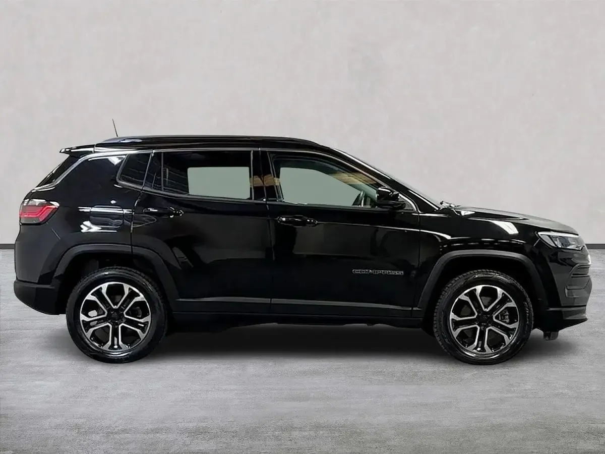 Used Jeep Compass Limited 240 HP (176 kW) 2024 Black SUV