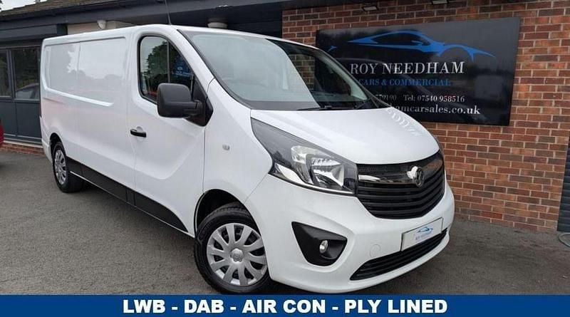 White Used 2019 Vauxhall Vivaro Sportive Van | £8,990 (Fair price) - Image 1/2