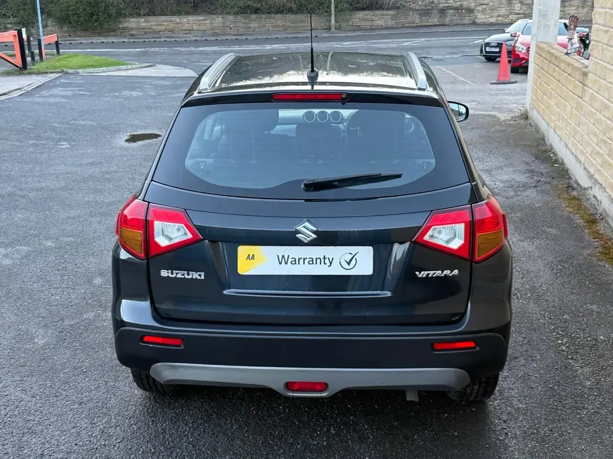 Used Suzuki Vitara SZ4 120 HP (88 kW) 2017 Black SUV