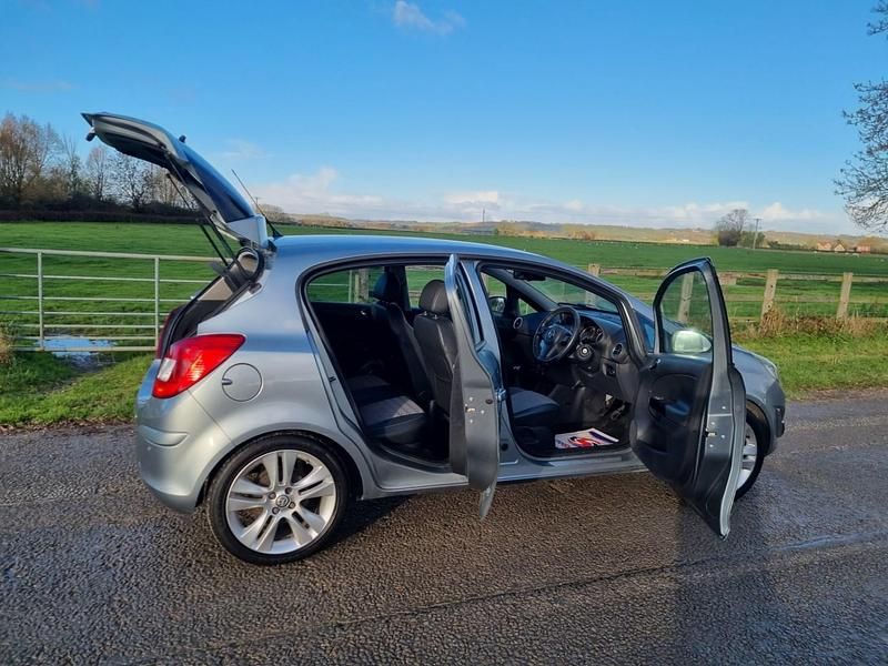 Used Vauxhall Corsa 2013 Silver Hatchback