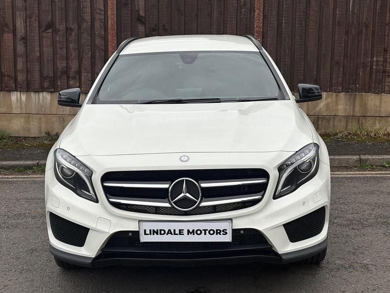Used Mercedes GLA200 AMG line 136 HP (100 kW) 2016 White SUV