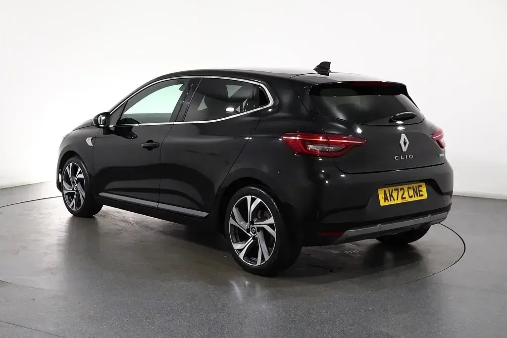 Used Renault Clio RS Line 140 HP (102 kW) 2022 Black Hatchback